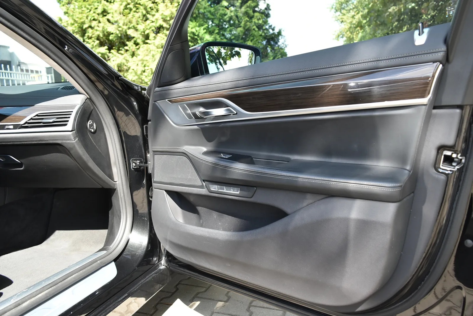 BMW 740 d xDrive*SoftCl*360*DisplayKey* – снимка 8