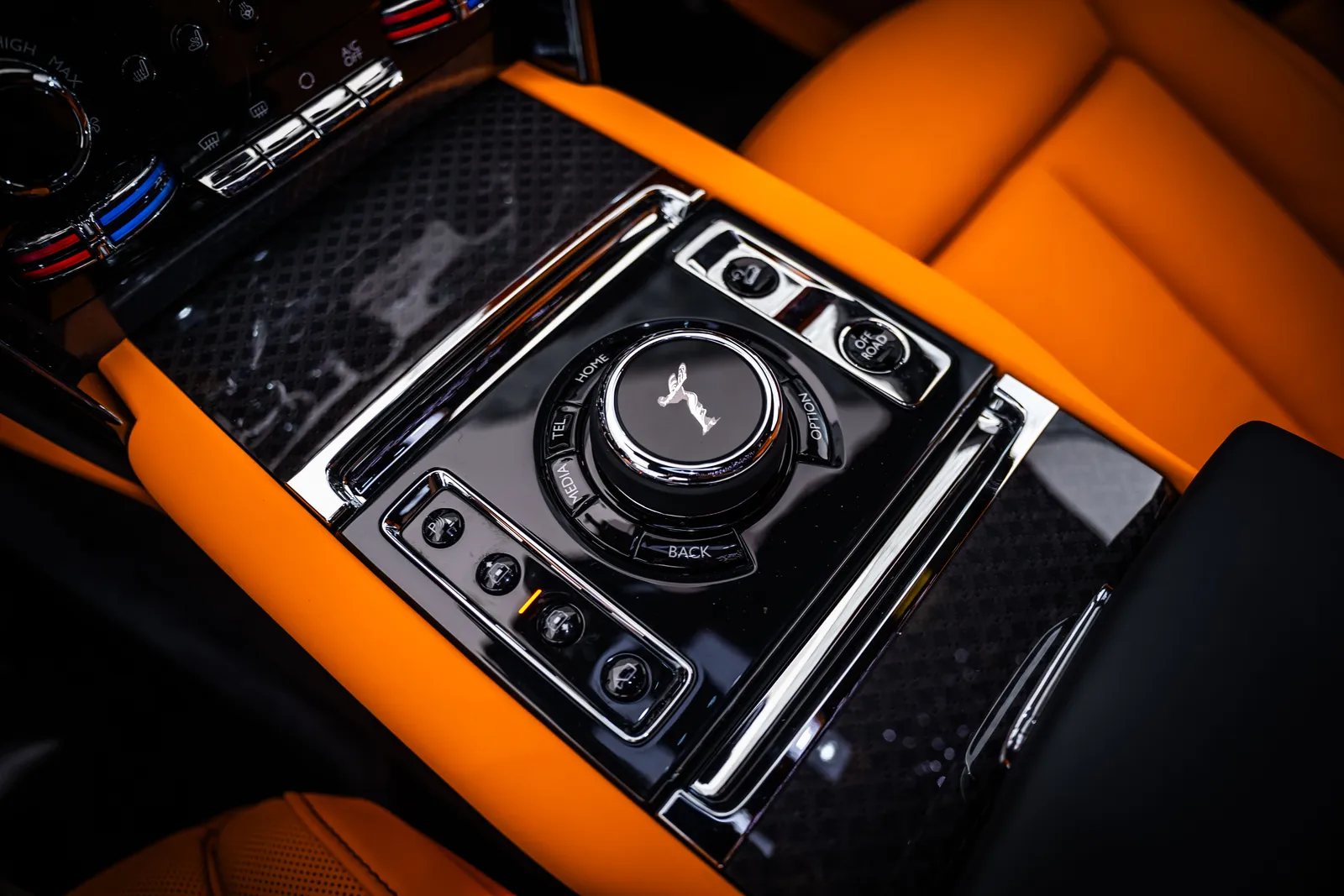 Rolls-Royce Cullinan Black Badge Series II – снимка 9