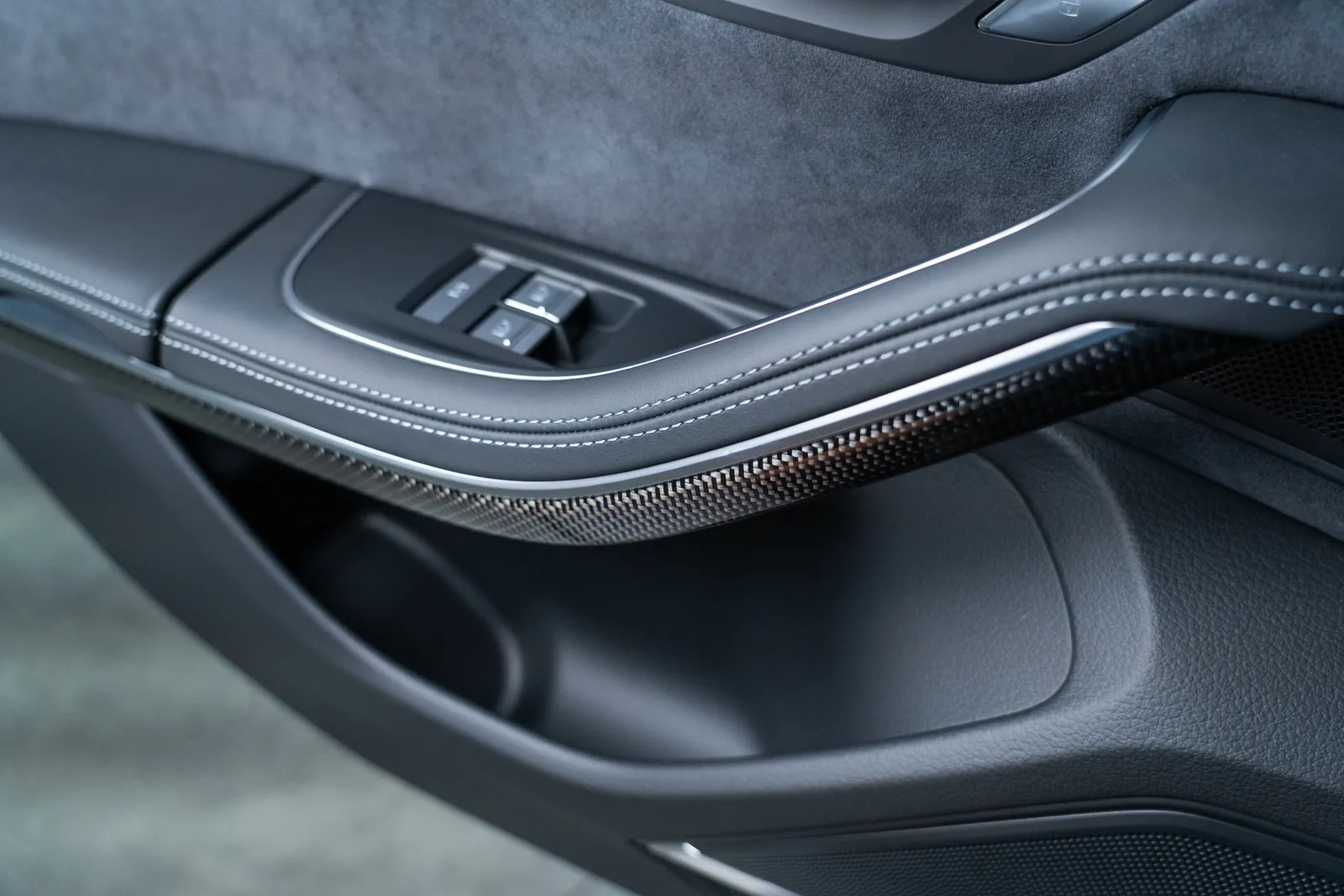 Audi S8 quattro*B&O*360*21*SoftCl* – снимка 18