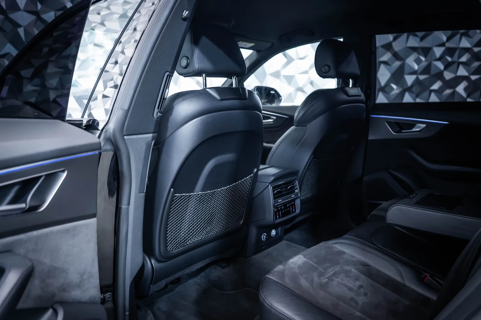 Audi RSQ8 Quattro*Carbon*Matrix*B&O – снимка 14