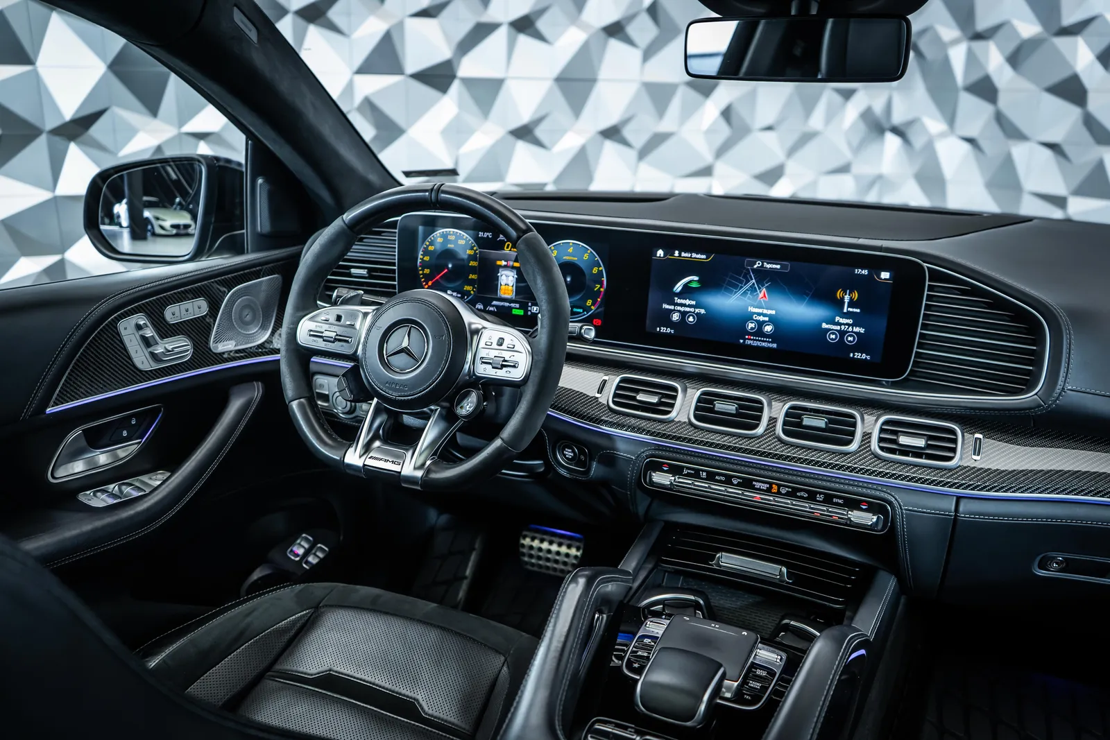 Mercedes-Benz GLE 53 4MATIC AMG Coupe*Burmester*Carbon*360*Night*MagicVis – снимка 19