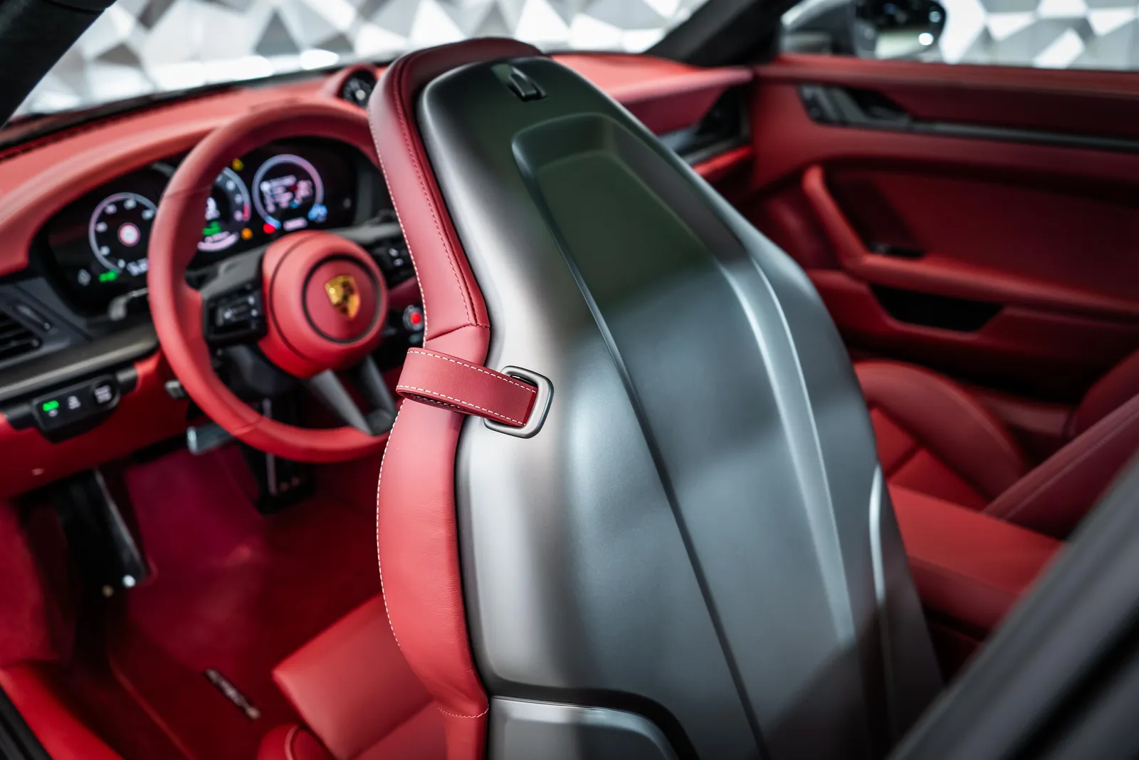 Porsche 911 Carrera 4 GTS*Aerokit*Lift* – снимка 14