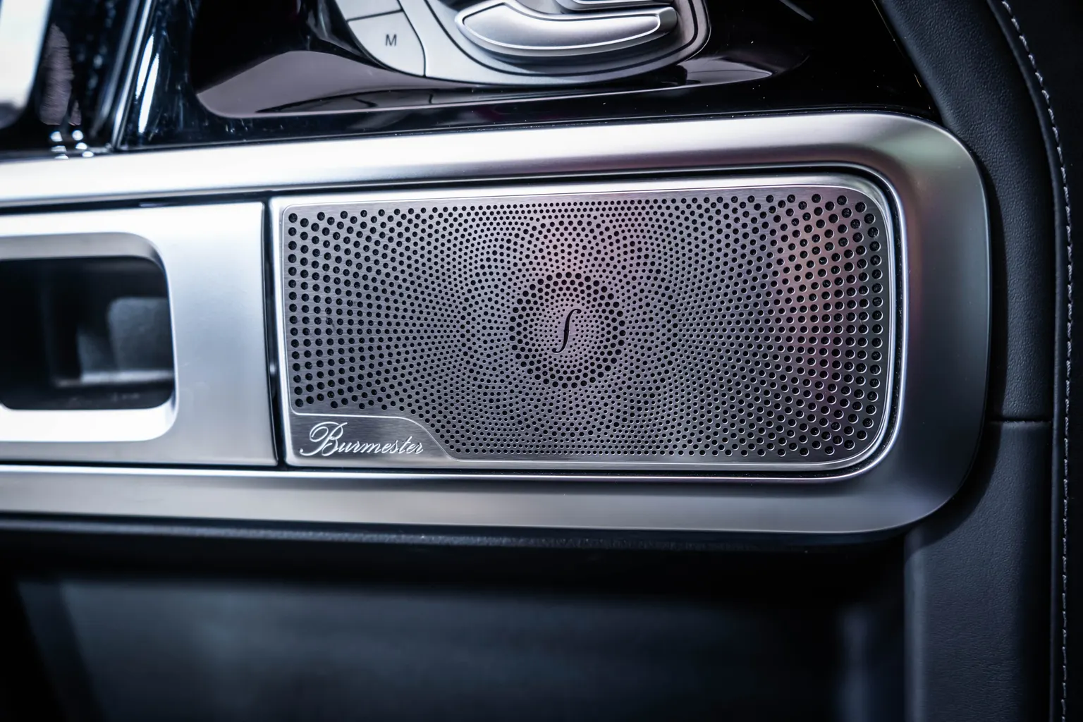 Mercedes-Benz G 63 AMG Manufaktur* Burmester*Carbon – снимка 18