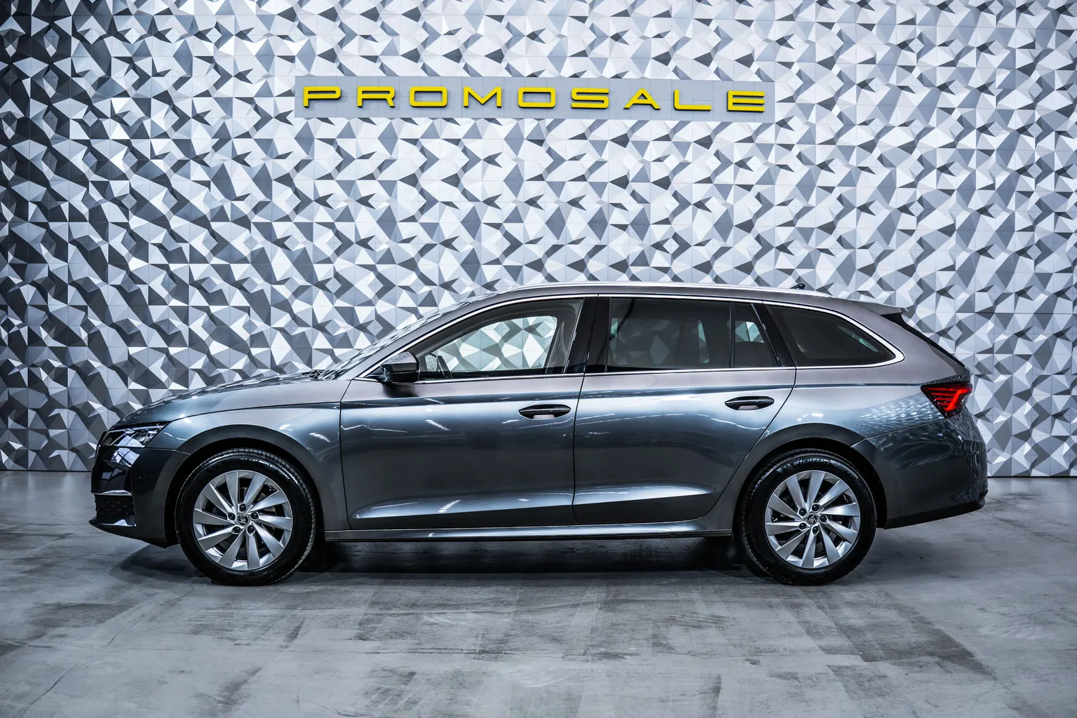 Skoda Octavia 2,0 TDI DSG 2.0 Litre, Diesel, Automatic – снимка 3