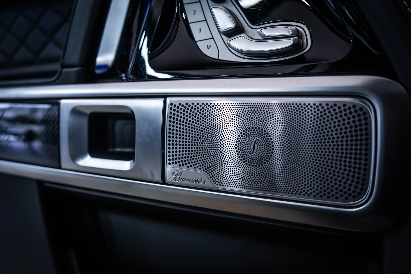 Mercedes-Benz G 63 AMG 4M AMG*Night*Pano*Burm – снимка 19