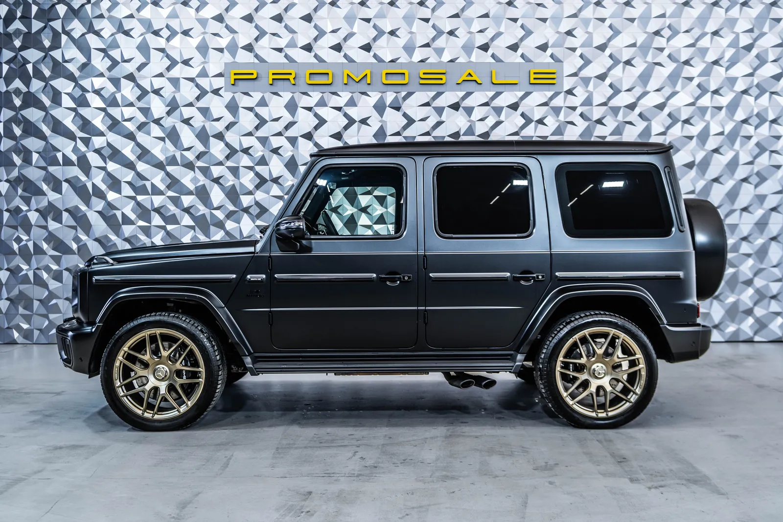 Mercedes-Benz G 63 AMG 4M AMG*Night*Pano*Burm – снимка 3
