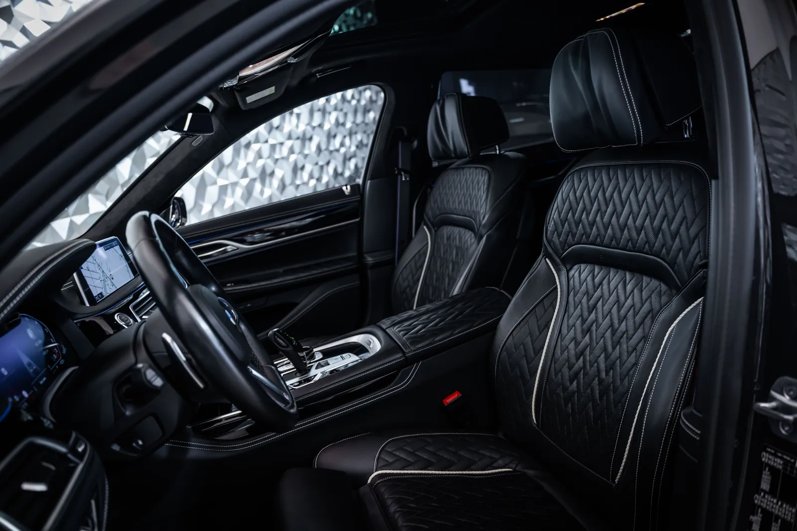 BMW 750 i xDrive *Individual*Msport*B&W*360 – снимка 13