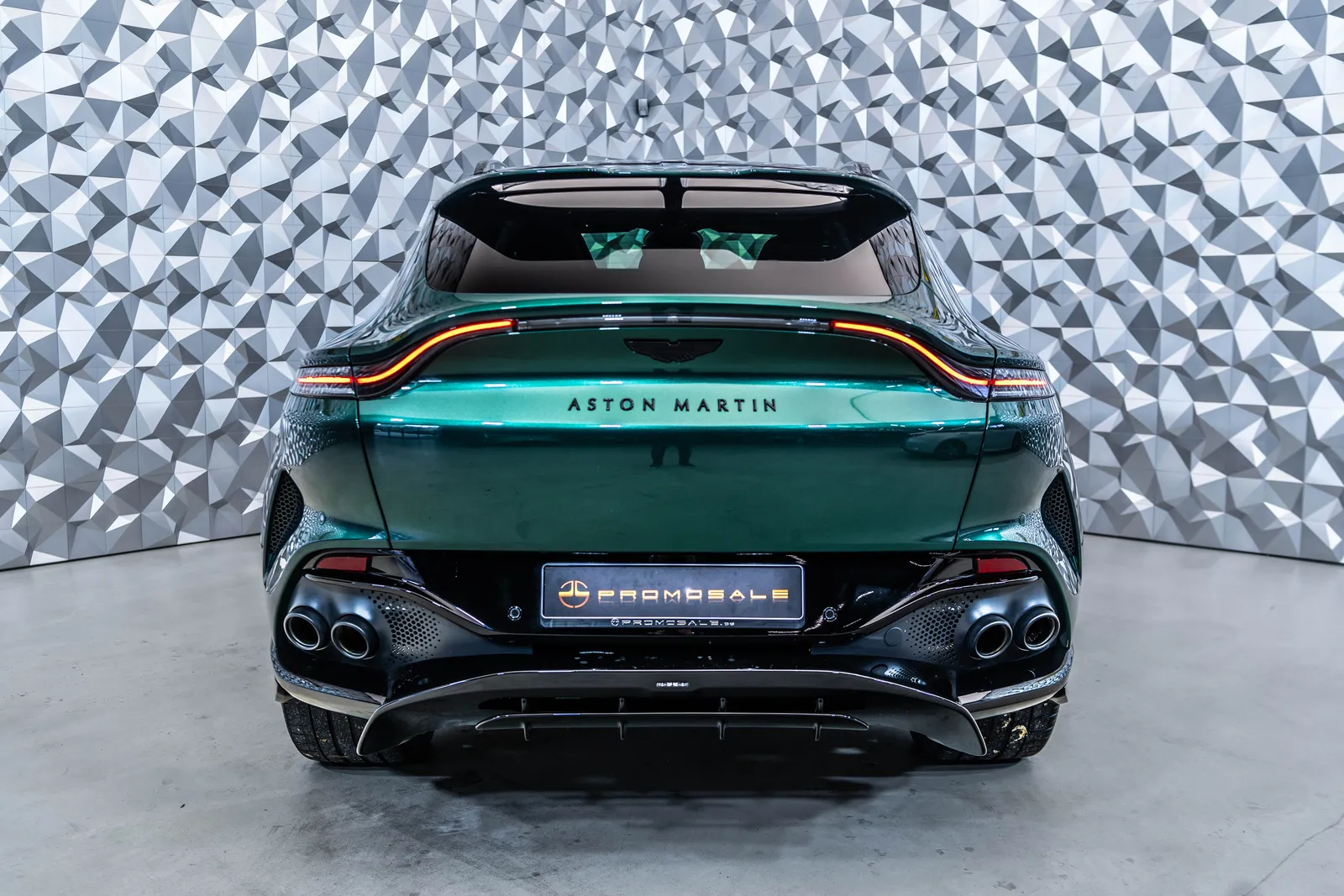 Aston Martin DBX 707*Carbon*Bowers & Wilkins – снимка 5
