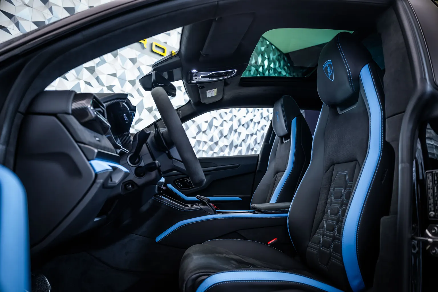 Lamborghini Urus SE*Carbon*B&O – снимка 13