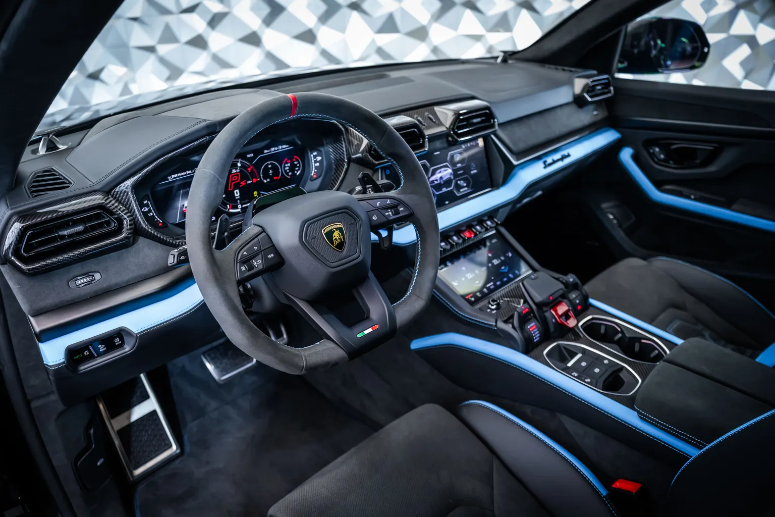 Lamborghini Urus SE*Carbon*B&O – снимка 8