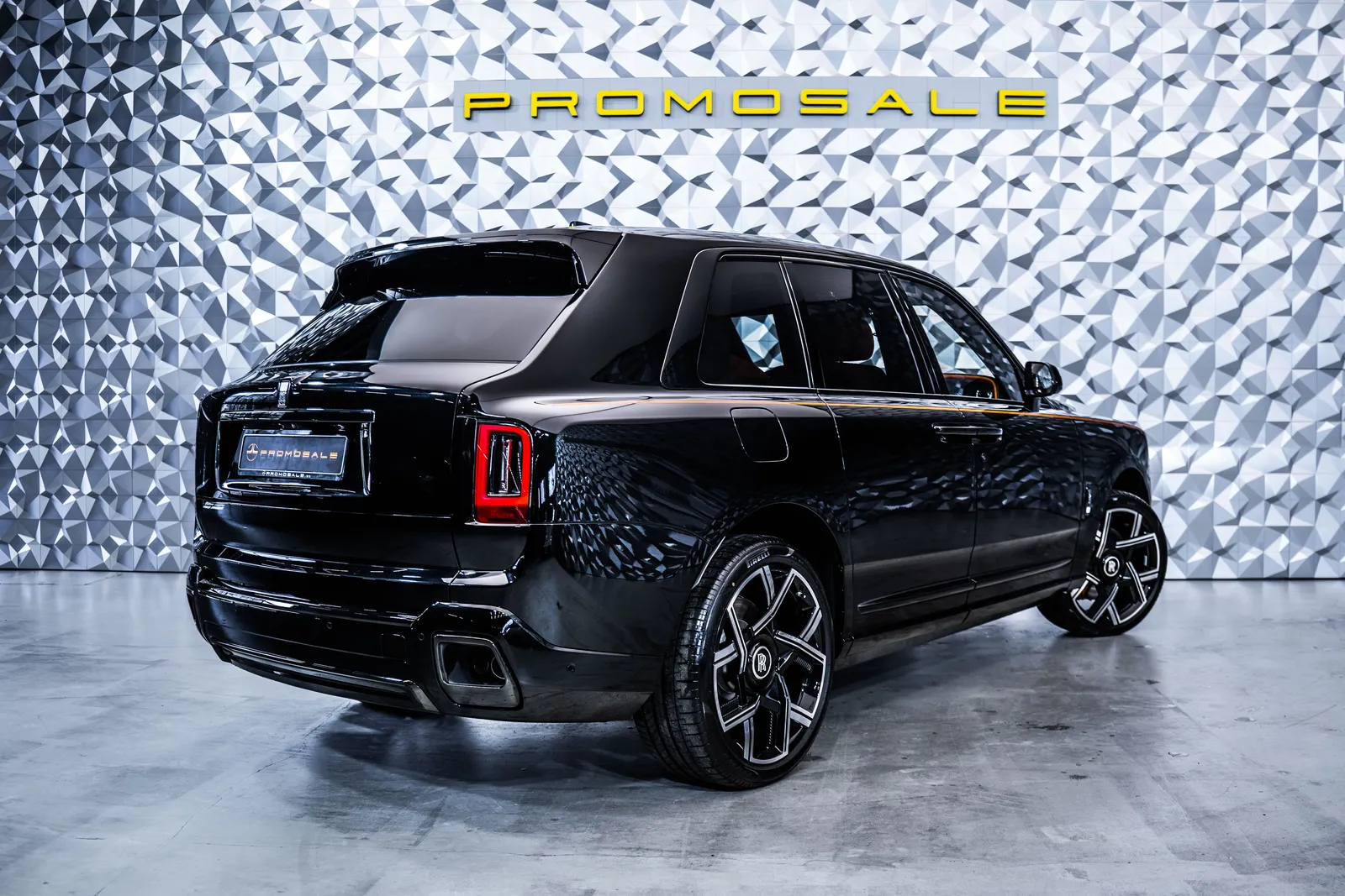 Rolls-Royce Cullinan Black Badge Series II – снимка 4
