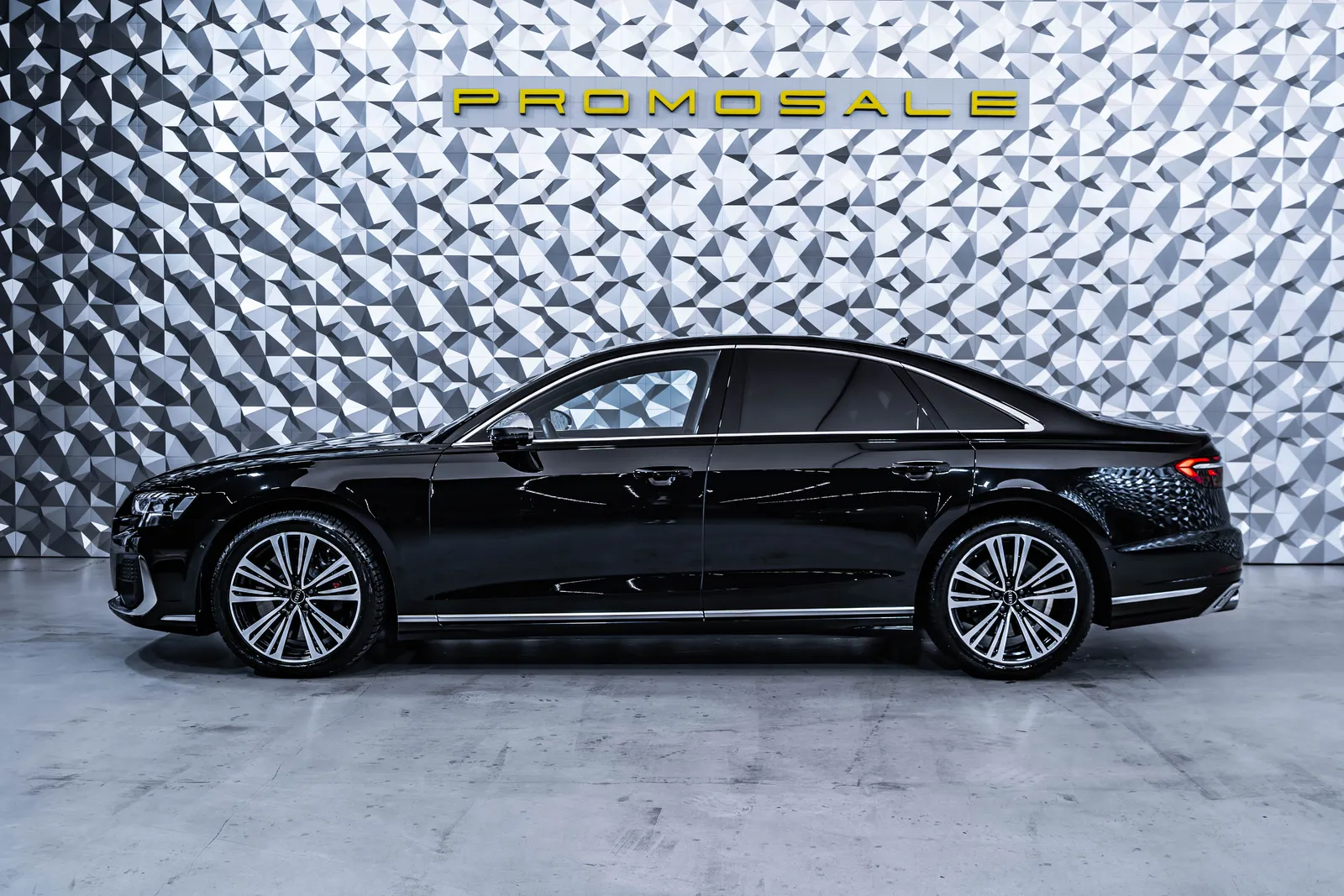 Audi S8 quattro*B&O*360*21*SoftCl* – снимка 3