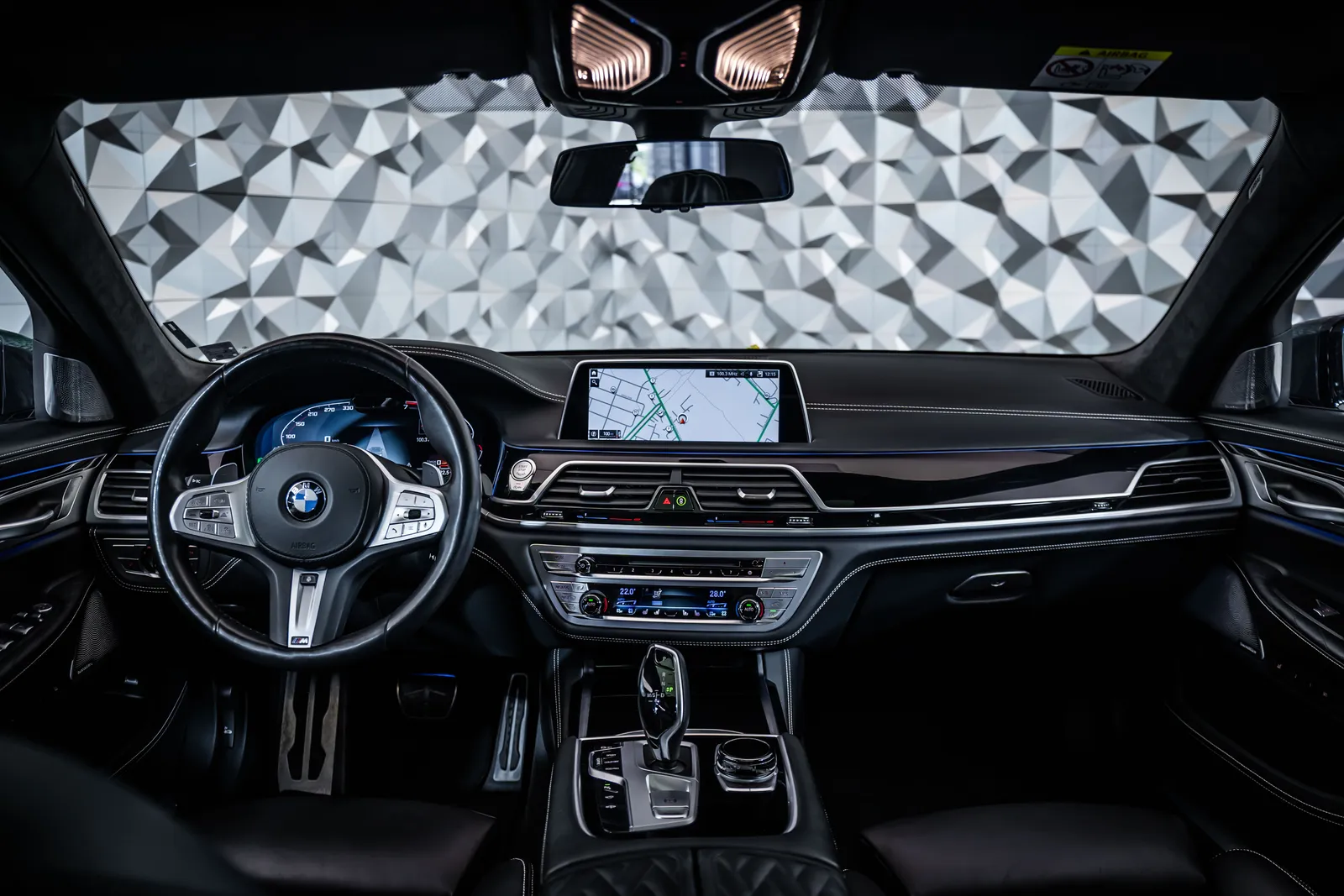 BMW 750 i xDrive *Individual*Msport*B&W*360 – снимка 11