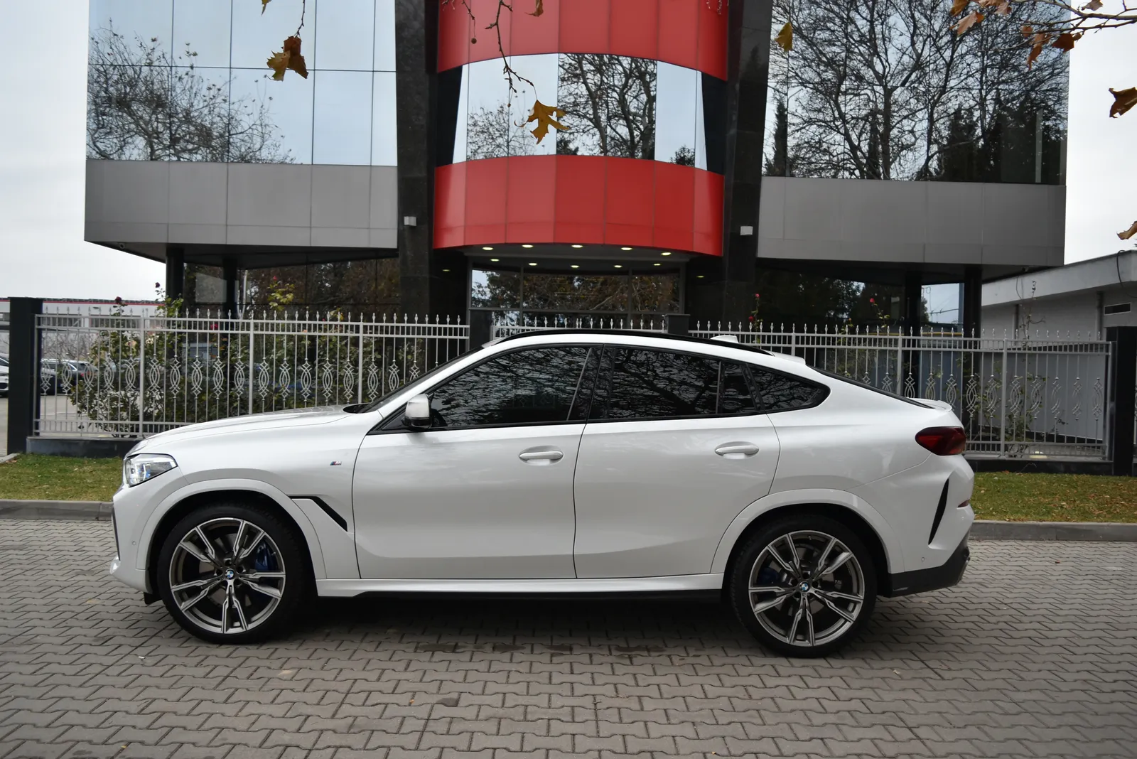 BMW X6 M50d Xdrive*Msport*Pano*Individual*H/K – снимка 3