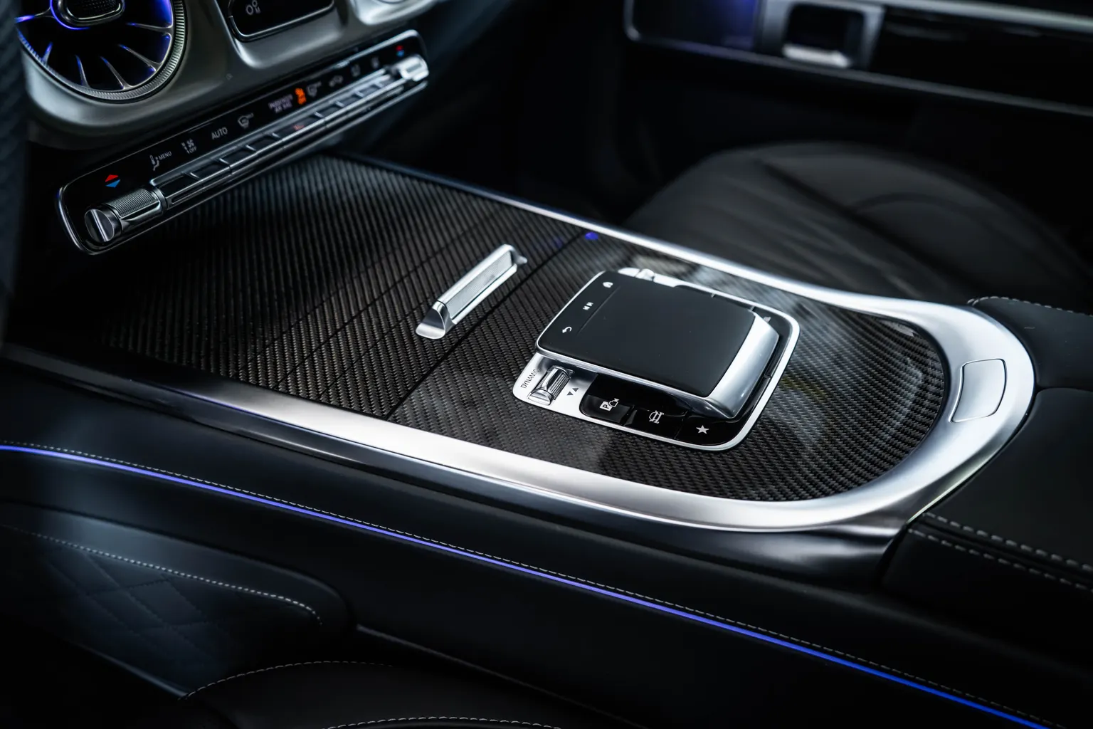 Mercedes-Benz G 63 AMG Carbon*Burmester*360 – снимка 9