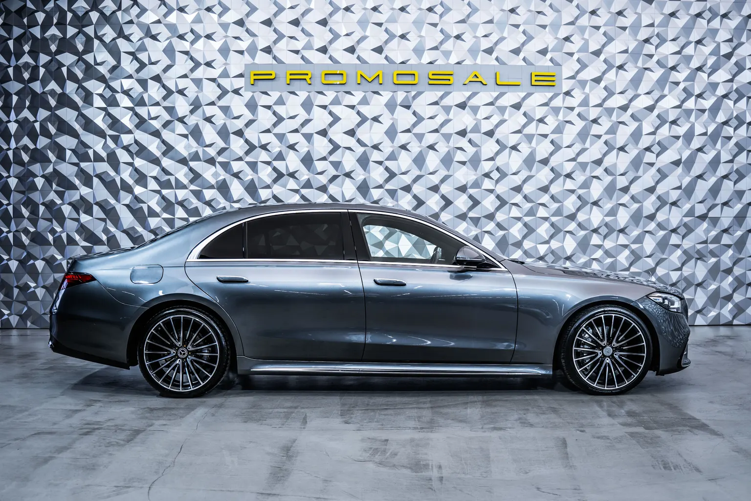 Mercedes-Benz S 400 d L 4M AMG+Pano+DIGITAL-L+Burmester3D+21 – снимка 6