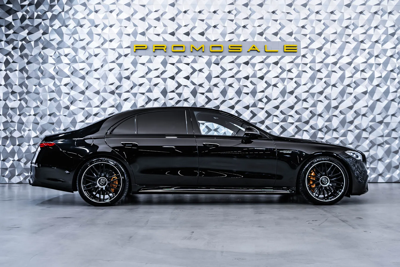 Mercedes-Benz S 63 AMG L 4M+*Burm4D*Carbon*Монитори*Pano*FirstCl – снимка 6