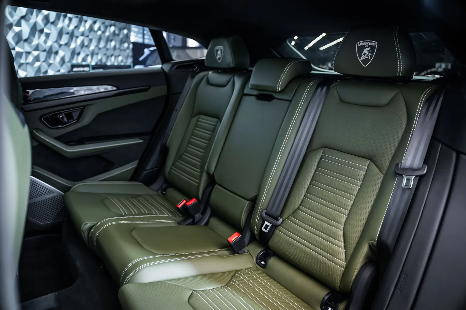 Lamborghini Urus SE B&O*Pano*360 – снимка 16