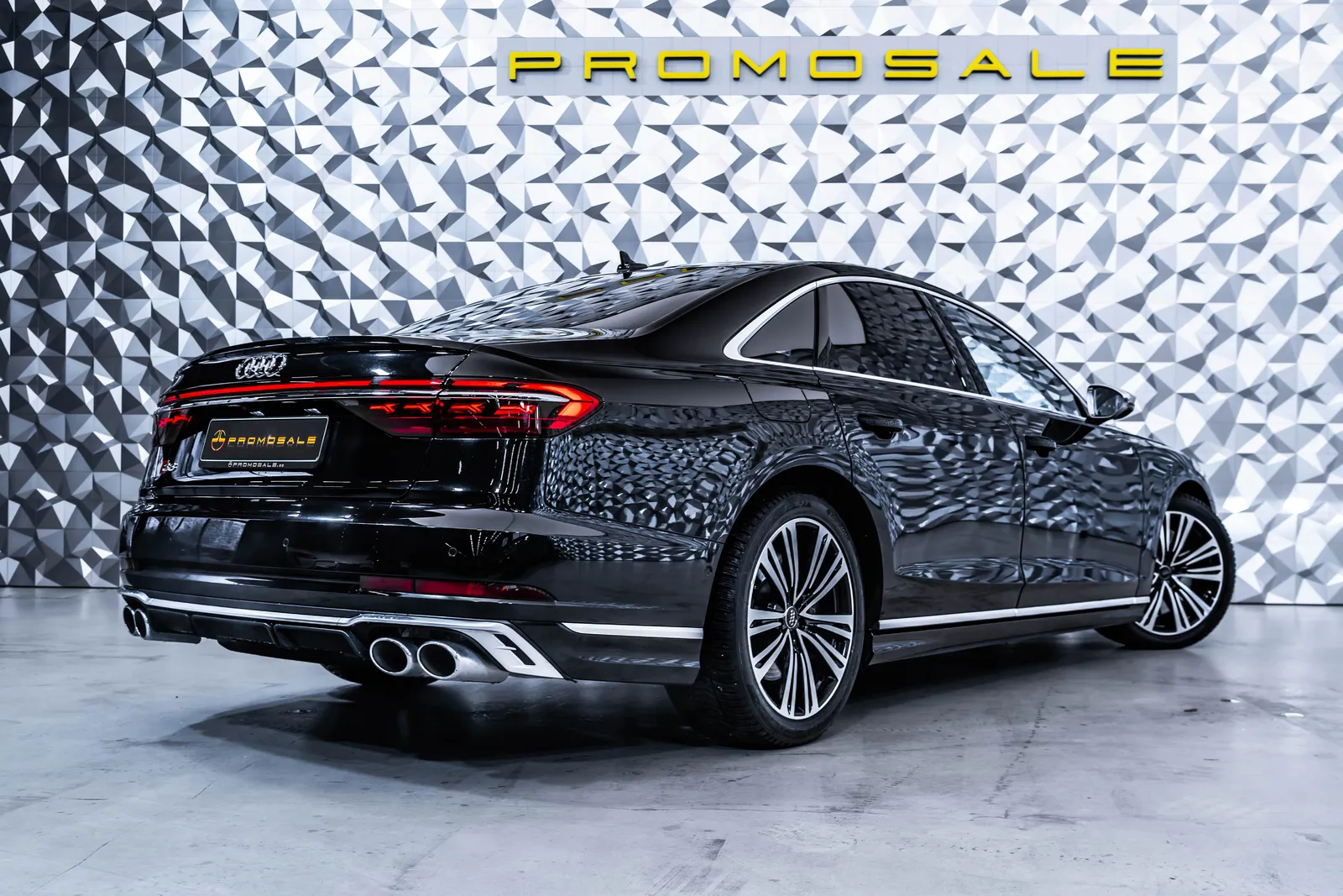 Audi S8 quattro*B&O*360*21*SoftCl* – снимка 4